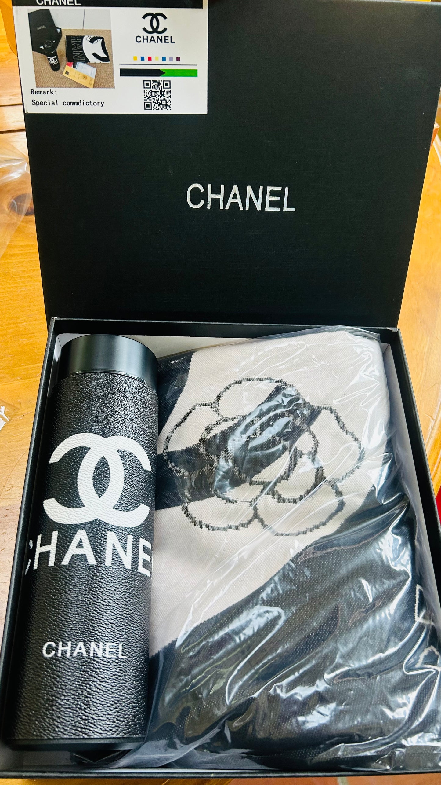 Designer (CC) Scarf and Thermal Cup Set