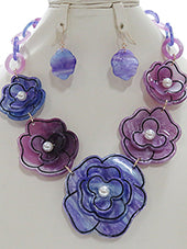 #D Flower Bibb Necklace Set